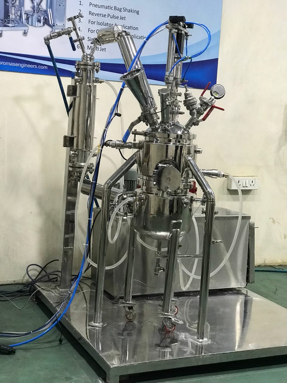 You are currently viewing Drying Process of Pharmaceutical Powders Using Agitated Nutsche Filter dryers Pilot Unit